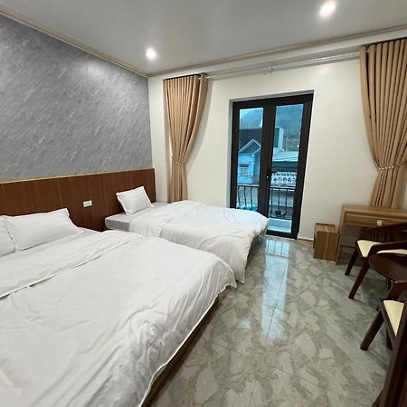 Phu Dat Hotel Dong Van  Exterior photo